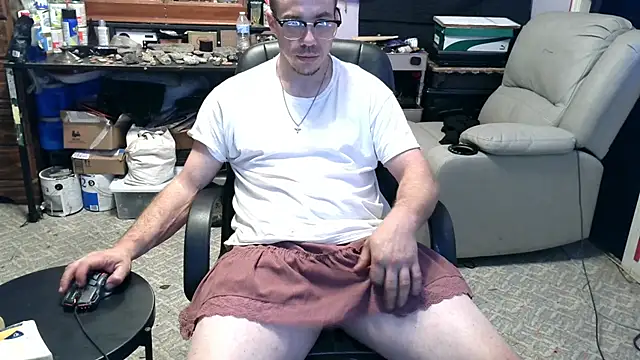 ScubaStevex online show from November 2025 12:05:01 PM