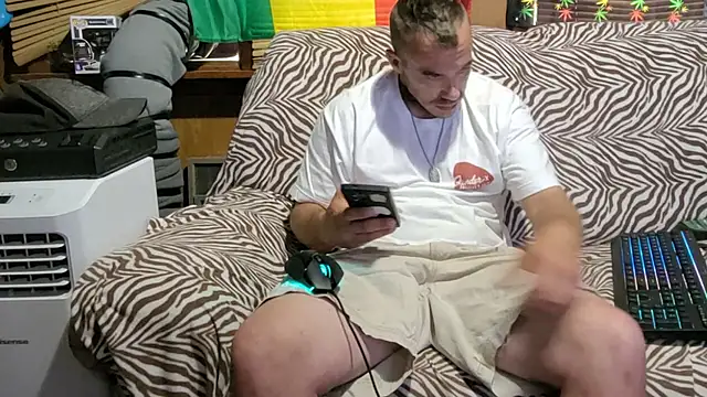 ScubaStevex online show from July 2026 02:30:02 PM