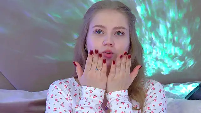 SelinSwarovski online show from October 2025 04:05:02 PM