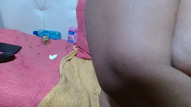 AuntyBigMadam87 online show from May 2026 08:01:01 AM