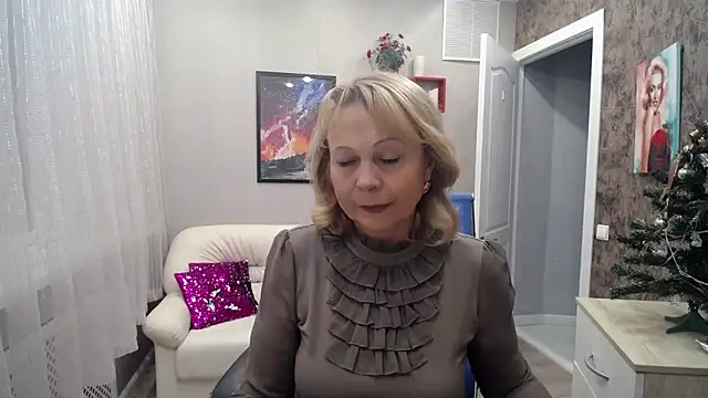 Milla Cutie18 online show from December 2024 05:37:01 AM