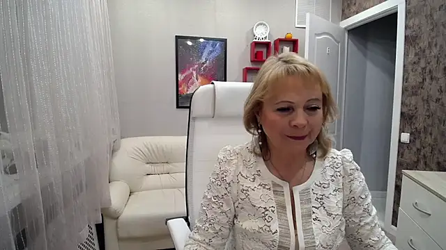 Milla Cutie18 online show from November 2025 05:30:02 AM