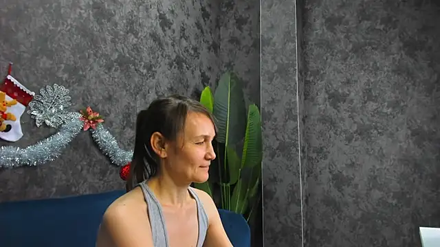 Lillian White online show from January 2025 11:15:02 AM