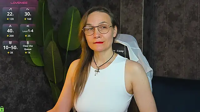 Lillian White online show from May 2026 12:41:02 AM