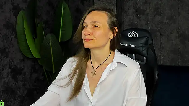 Lillian White online show from June 2026 12:37:01 AM