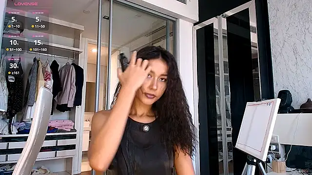 Melissa Mone online show from July 2026 04:27:01 AM