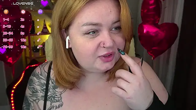 ZaraReignn online show from February 2025 09:11:02 PM