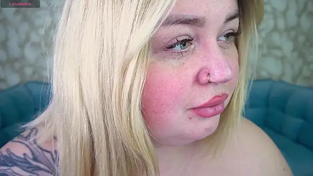 ZaraReignn online show from March 2026 10:13:01 PM