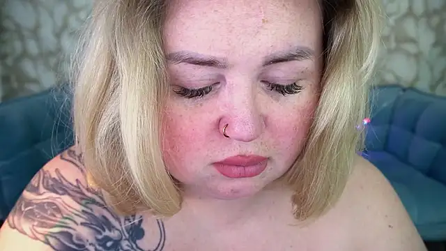 ZaraReignn online show from March 2026 08:46:01 PM