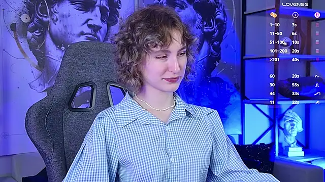 Snapshot of LuxRayi chatting on February 2026 03:21:02 AM LuxRayi online show from February 2026 03:21:02 AM