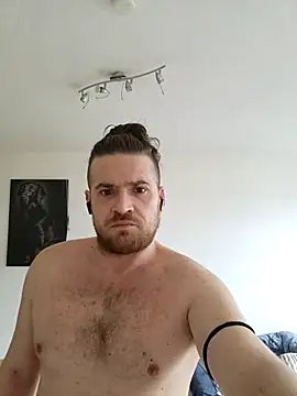 Snapshot of niceguy91xx chatting on January 2025 12:02:01 PM niceguy91xx online show from January 2025 12:02:01 PM