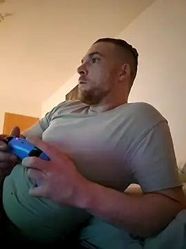 Snapshot of niceguy91xx chatting on March 2025 03:52:02 AM niceguy91xx online show from March 2025 03:52:02 AM