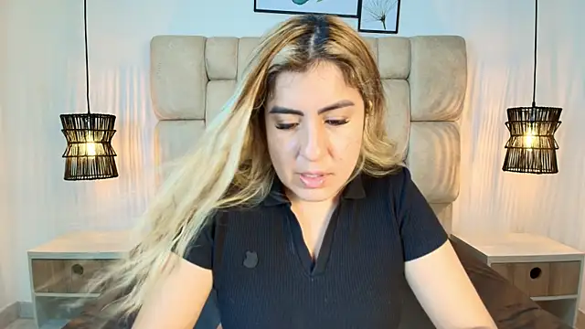 AdharaSmithh online show from June 2026 10:51:02 PM