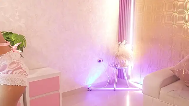 Bella19  online show from May 2026 08:27:01 PM