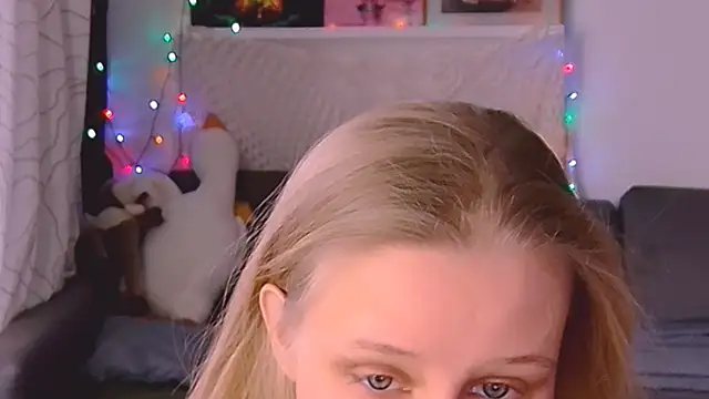 KatiKate online show from March 2025 02:10:02 PM