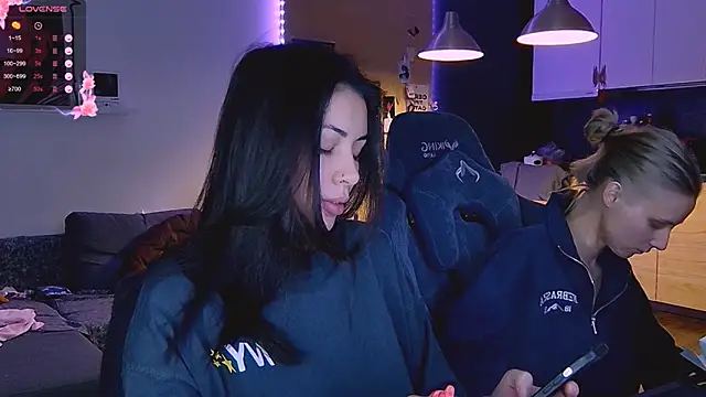 KatiKate online show from October 2025 08:20:02 PM