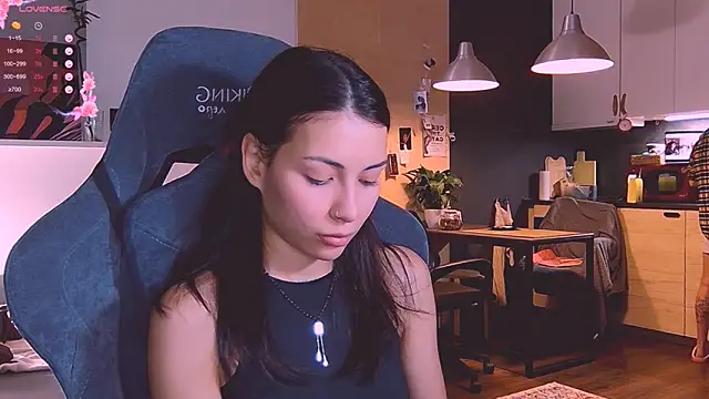 KatiKate online show from October 2025 05:13:02 PM