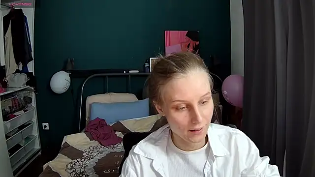 Snapshot of KatiKate chatting on May 2026 03:19:01 PM KatiKate online show from May 2026 03:19:01 PM