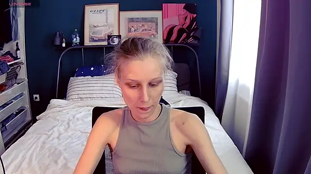 Snapshot of KatiKate chatting on June 2026 02:33:02 PM KatiKate online show from June 2026 02:33:02 PM
