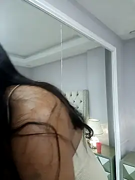 KloheCurvy online show from December 2024 11:41:02 AM