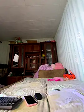 Snapshot of DreamKarina chatting on October 2025 06:30:02 PM DreamKarina online show from October 2025 06:30:02 PM