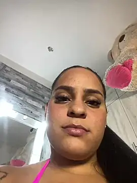 Snapshot of Violetrousse chatting on June 2026 07:12:02 PM Violetrousse online show from June 2026 07:12:02 PM