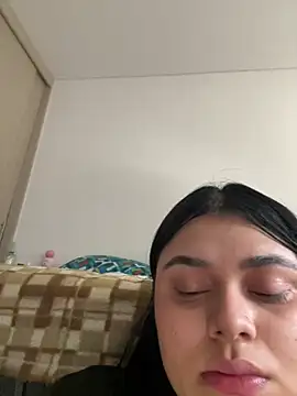 alissonfernandez  online show from February 2025 09:27:02 PM