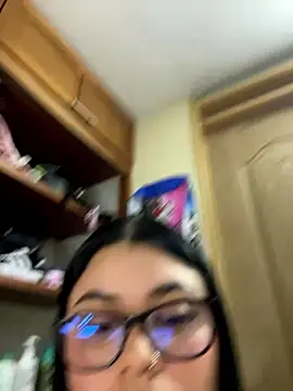 alissonfernandez  online show from January 2026 11:31:02 PM