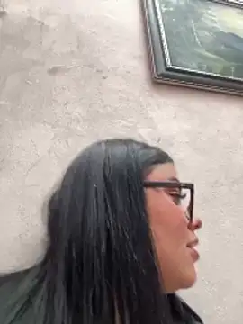 alissonfernandez  online show from May 2026 09:53:01 PM