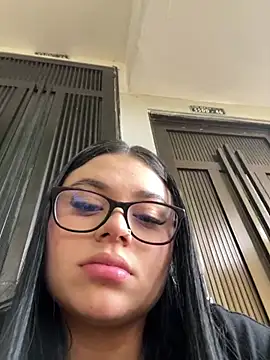 alissonfernandez  online show from May 2026 08:36:02 PM