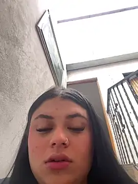 alissonfernandez  online show from May 2026 05:31:01 PM