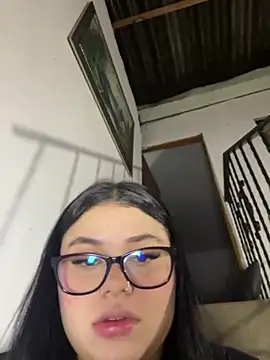 alissonfernandez  online show from May 2026 12:19:01 AM