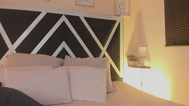 Snapshot of marian_pinzon chatting on December 2025 05:15:02 AM marian pinzon online show from December 2025 05:15:02 AM