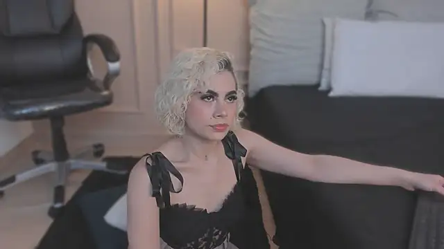 Snapshot of marian_pinzon chatting on January 2026 07:07:02 PM marian pinzon online show from January 2026 07:07:02 PM