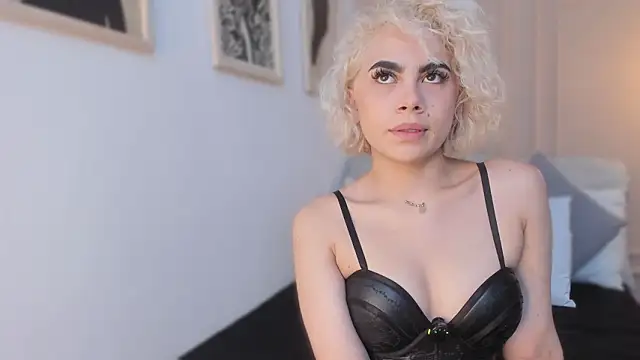 Snapshot of marian_pinzon chatting on February 2026 07:12:01 PM marian pinzon online show from February 2026 07:12:01 PM