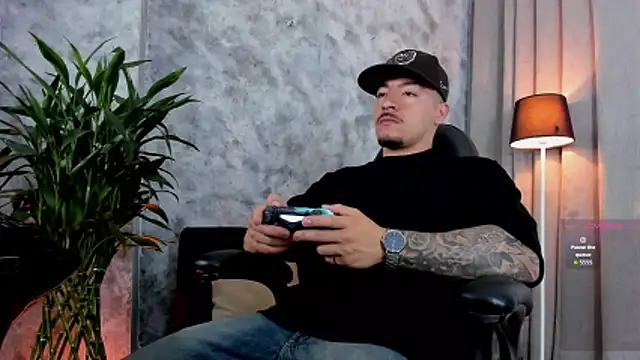 boyc022  online show from March 2026 12:59:01 AM