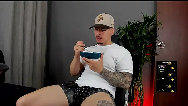 boyc022  online show from July 2026 01:48:01 PM