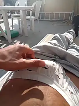 MrTamburine22 online show from October 2025 12:50:01 PM