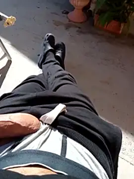 MrTamburine22 online show from October 2025 12:23:01 PM