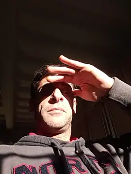 MrTamburine22 online show from December 2025 02:11:01 PM