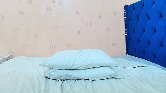 hornybarelylegalgirl online show from March 2025 03:59:01 PM