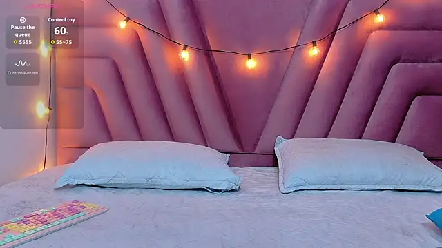 hornybarelylegalgirl online show from October 2025 12:42:02 PM