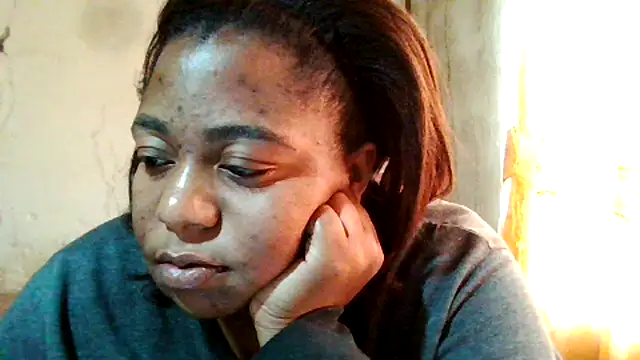 Snapshot of bustyboobs6 chatting on October 2025 05:46:01 AM bustyboobs6 online show from October 2025 05:46:01 AM