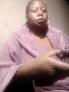 Snapshot of bustyboobs6 chatting on November 2025 03:52:02 AM bustyboobs6 online show from November 2025 03:52:02 AM