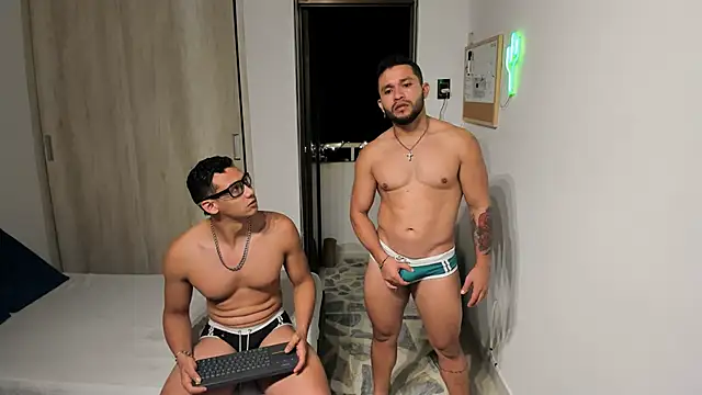 Snapshot of Travis_bakers chatting on February 2026 02:42:01 AM Travis bakers online show from February 2026 02:42:01 AM