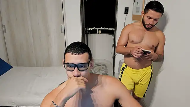 Snapshot of Travis_bakers chatting on March 2026 01:46:02 AM Travis bakers online show from March 2026 01:46:02 AM