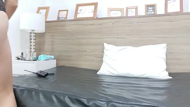 Snapshot of SexualVolcano chatting on February 2025 01:10:02 PM SexualVolcano online show from February 2025 01:10:02 PM