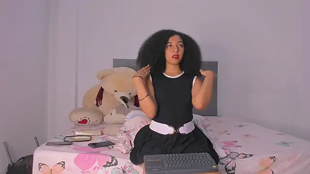 NAHOMI MILLER online show from January 2025 05:11:01 AM