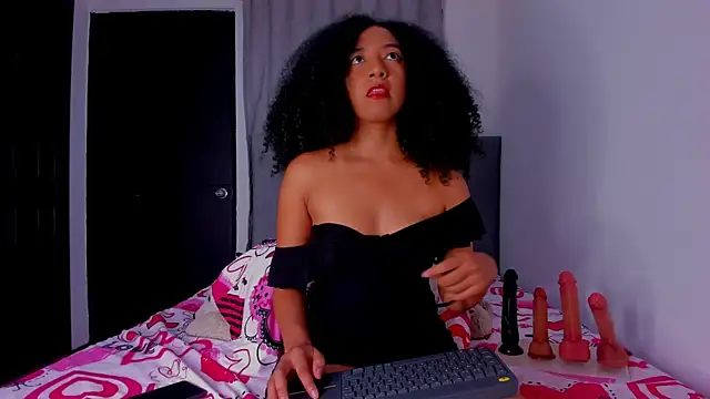 NAHOMI MILLER online show from March 2025 02:32:01 AM