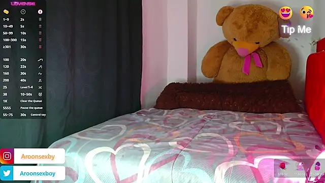 Snapshot of Aroonpapisex chatting on October 2025 01:39:01 AM Aroonpapisex online show from October 2025 01:39:01 AM